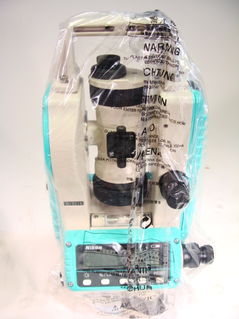 尼康NE-100系列電子經緯儀 尼康NE-100系列電子經緯儀